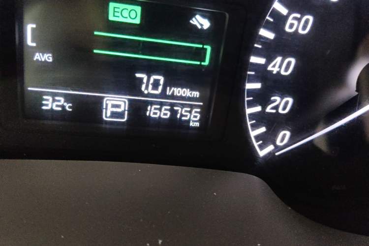 Used Nissan Sylphy 2012 1.6 XL CVT Luxury Edition Odometer Close Up