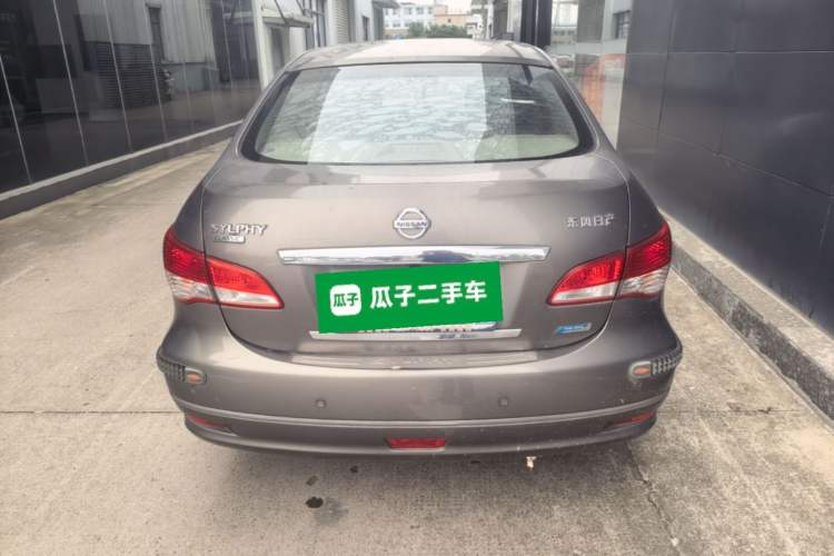 Used Nissan Sylphy 2012 Classic 1.6XE Manual Comfort Edition Rear