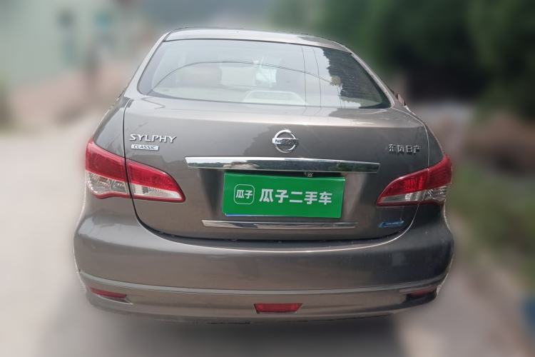 Used Nissan Sylphy 2012 Classic 1.6XE Manual Comfort Edition Rear