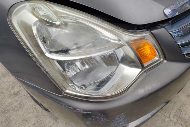 Used Nissan Sylphy 2012 Classic 1.6XE Automatic Comfort Edition Right Front Headlight