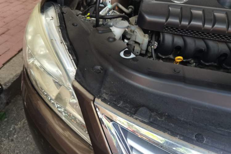 Used Nissan Sylphy 2012 1.6 XL CVT Luxury Edition Right Front Headlight