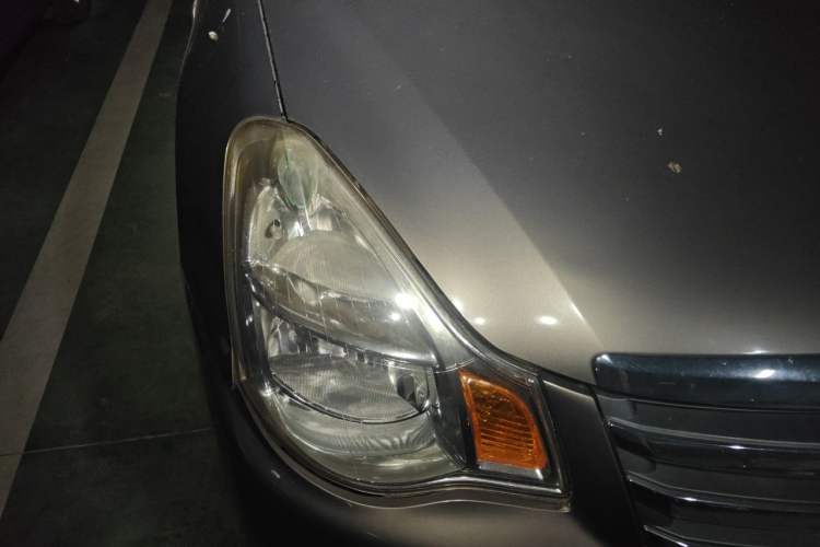 Used Nissan Sylphy 2012 Classic 1.6XE Manual Comfort Edition Right Front Headlight