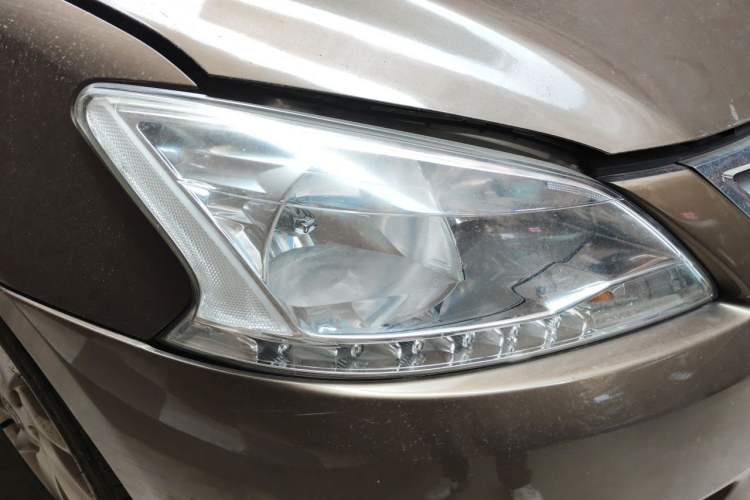 Used Nissan Sylphy 2012 1.6 XL CVT Luxury Edition Right Front Headlight
