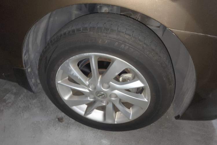 Used Nissan Sylphy 2012 1.8XL CVT Luxury Edition Right Front Wheel Hub