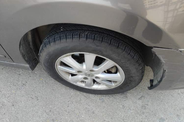 Used Nissan Sylphy 2012 Classic 1.6XL Manual Luxury Edition Right Front Wheel Hub