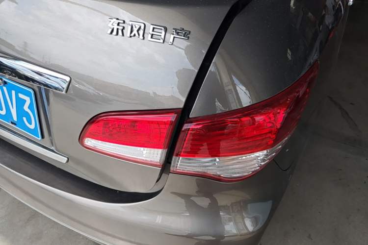 Used Nissan Sylphy 2012 Classic 1.6XE Automatic Comfort Edition Right Rear Taillight