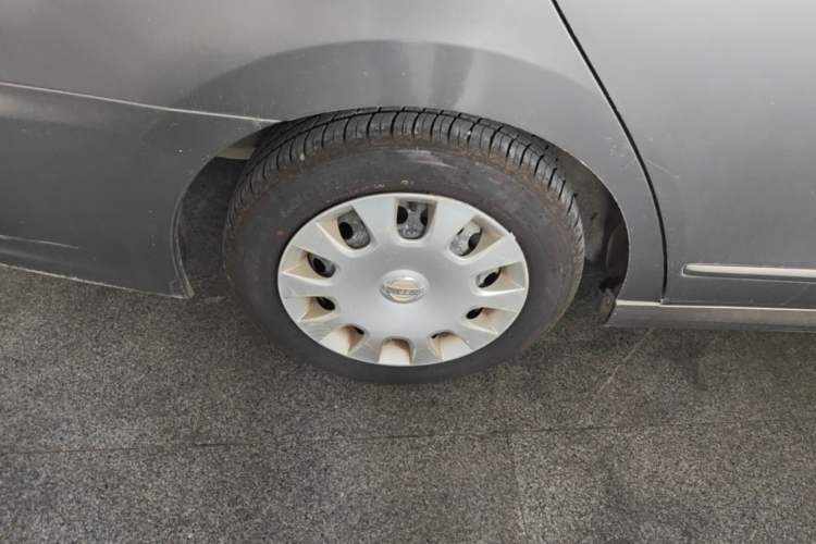 Used Nissan Sylphy 2012 Classic 1.6XE Automatic Comfort Edition Right Rear Wheel Hub