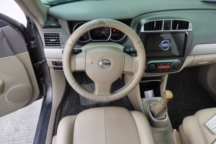 Used Nissan Sylphy 2012 Classic 1.6XE Manual Comfort Edition Steering Wheel