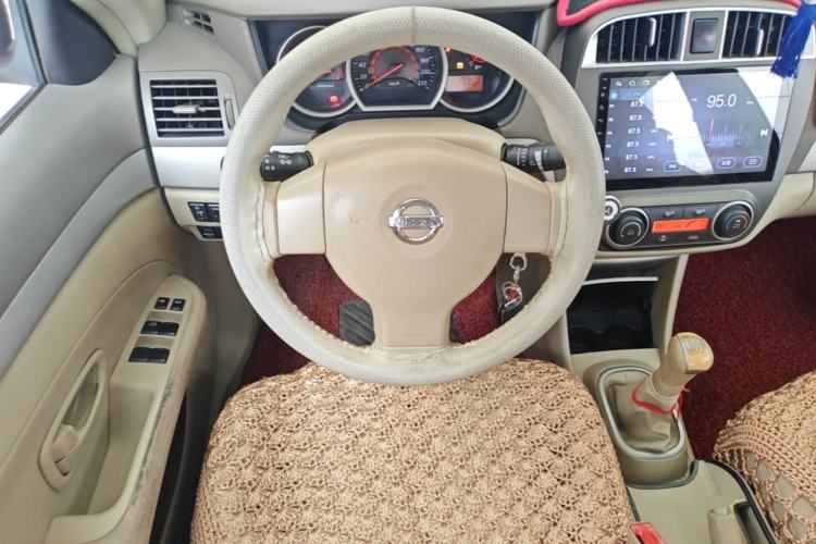 Used Nissan Sylphy 2012 Classic 1.6XE Manual Comfort Edition Steering Wheel