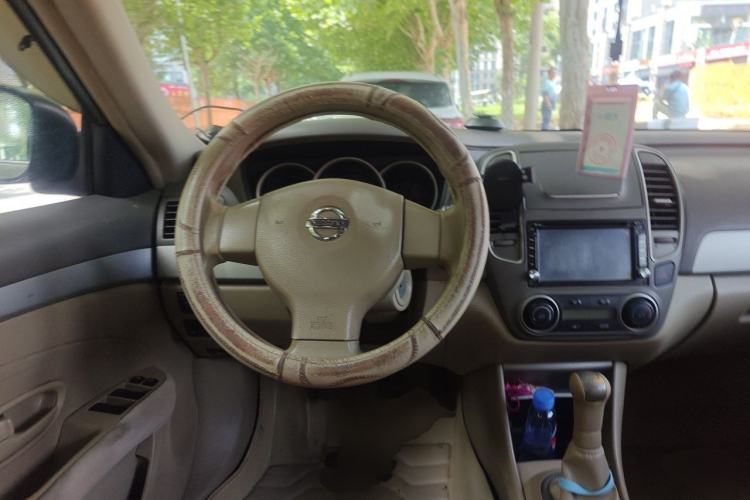 Used Nissan Sylphy 2012 Classic 1.6XE Manual Comfort Edition Steering Wheel