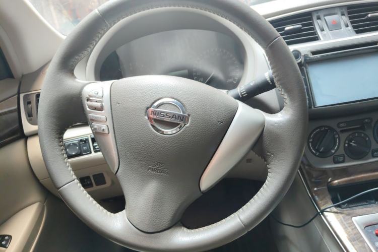 Used Nissan Sylphy 2012 1.6 XL CVT Luxury Edition Steering Wheel