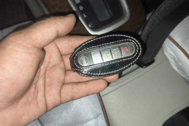 Used Nissan Sylphy 2012 1.8XL CVT Luxury Edition Vehicle Key