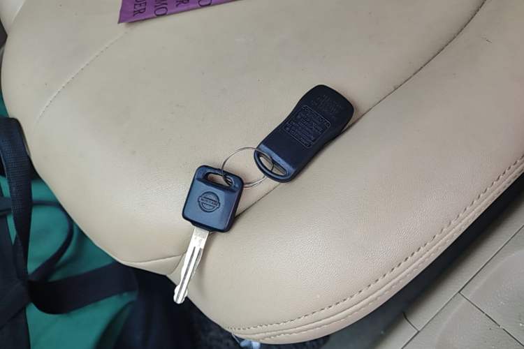 Used Nissan Sylphy 2012 Classic 1.6XE Manual Comfort Edition Vehicle Key