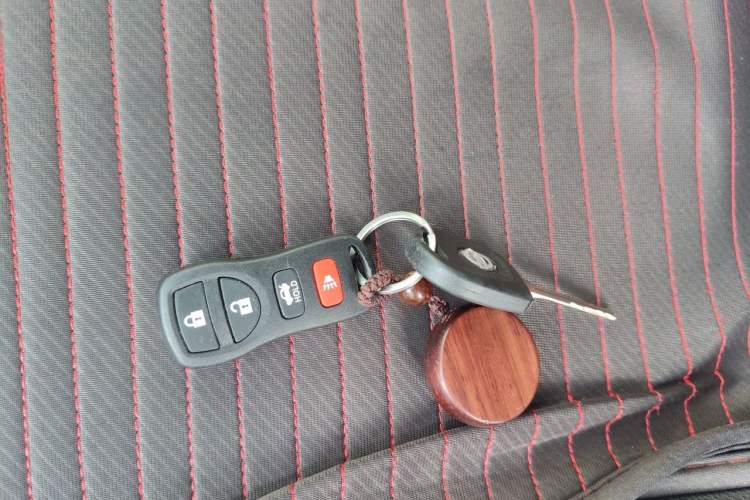 Used Nissan Sylphy 2012 Classic 1.6XE Automatic Comfort Edition Vehicle Key