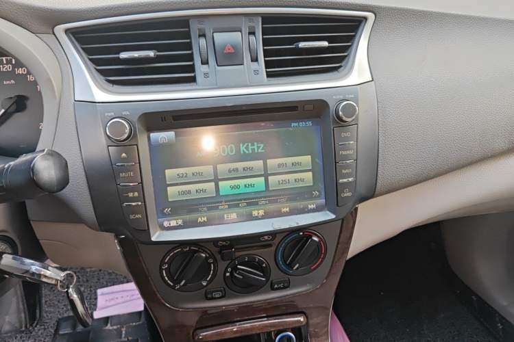 Used Nissan Sylphy 2012 1.6 XL CVT Luxury Edition Audio And AC Panel