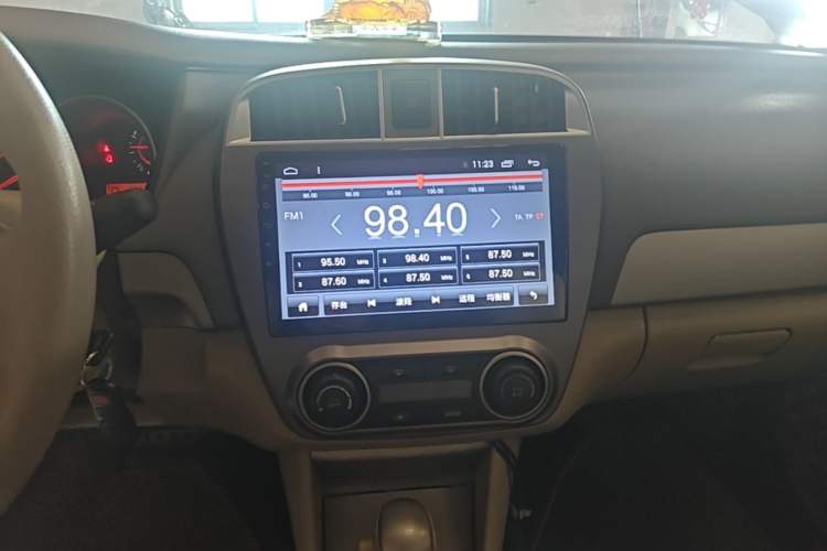 Used Nissan Sylphy 2012 Classic 1.6XE Automatic Comfort Edition Audio And AC Panel