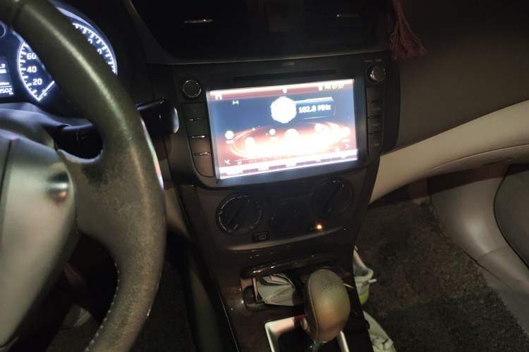 Used Nissan Sylphy 2012 1.6 XL CVT Luxury Edition Audio And AC Panel