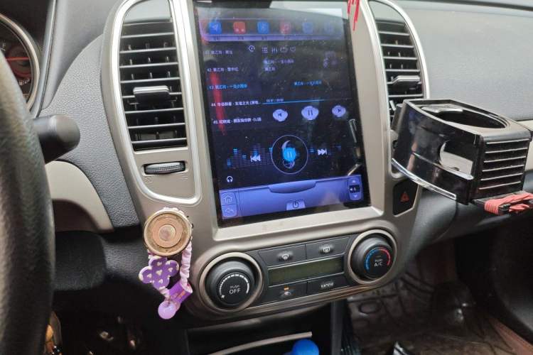 Used Nissan Sylphy 2012 Classic 1.6XE Automatic Comfort Edition Audio And AC Panel