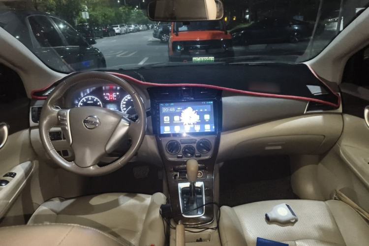 Used Nissan Sylphy 2012 1.6 XL CVT Luxury Edition Center Console