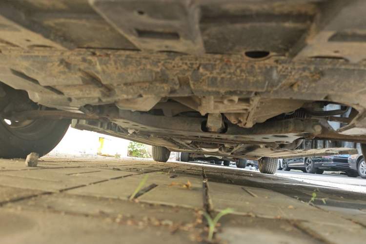 Used Nissan Sylphy 2012 Classic 1.6XE Manual Comfort Edition Chassis Front