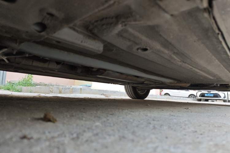 Used Nissan Sylphy 2012 Classic 1.6XE Manual Comfort Edition Chassis Front Left