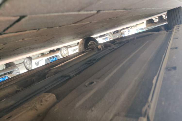 Used Nissan Sylphy 2012 Classic 1.6XE Manual Comfort Edition Chassis Front Right