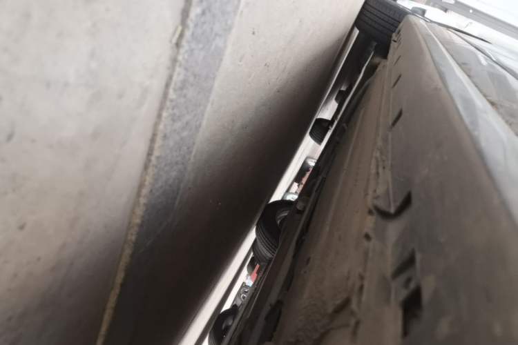 Used Nissan Sylphy 2012 Classic 1.6XE Manual Comfort Edition Chassis Front Right