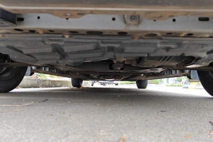 Used Nissan Sylphy 2012 Classic 1.6XE Automatic Comfort Edition Chassis Front