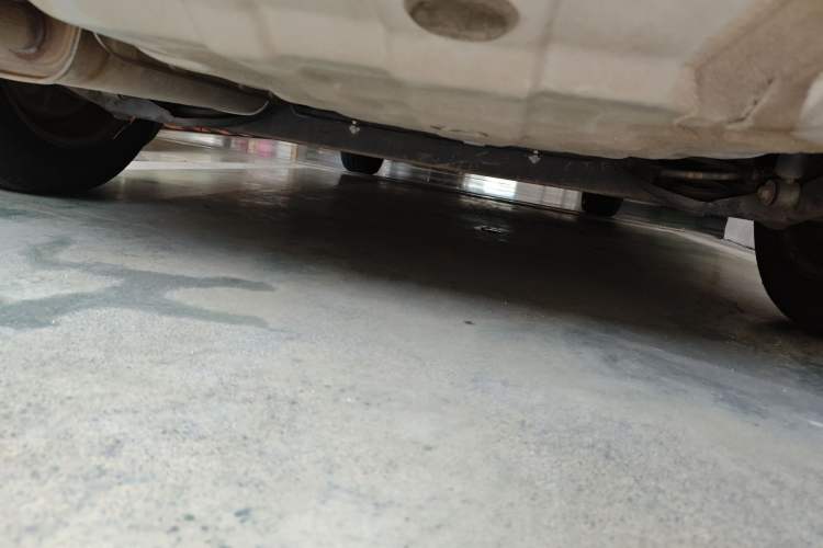 Used Nissan Sylphy 2012 Classic 1.6XE Automatic Comfort Edition Chassis Rear
