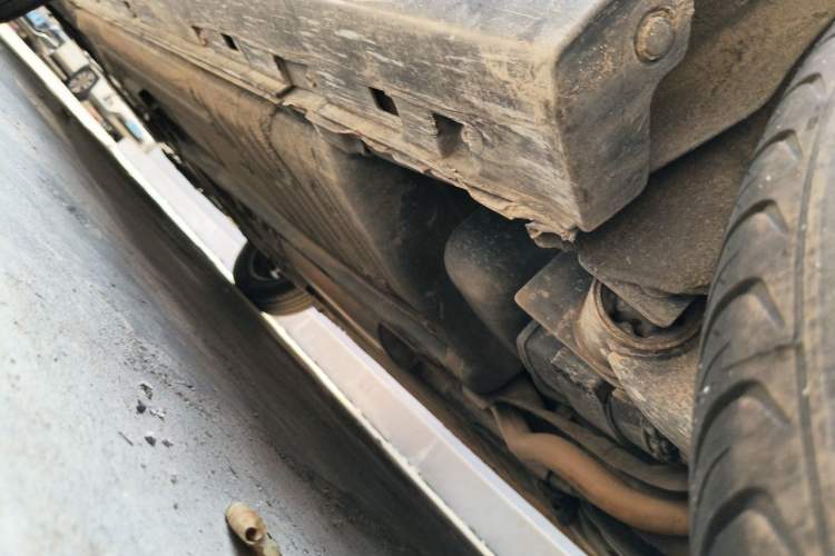 Used Nissan Sylphy 2012 Classic 1.6XE Manual Comfort Edition Chassis Rear Left