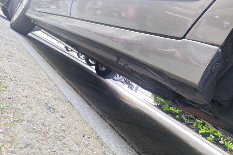 Used Nissan Sylphy 2012 Classic 1.6XE Manual Comfort Edition Chassis Rear Left