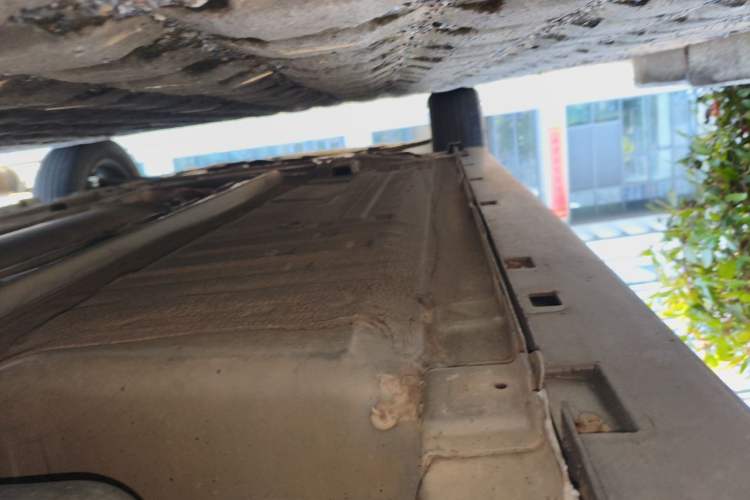 Used Nissan Sylphy 2012 Classic 1.6XE Manual Comfort Edition Chassis Rear Left