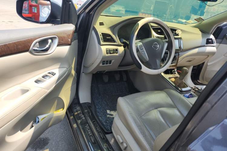 Used Nissan Sylphy 2012 1.6 XL Manual Luxury Edition Driver Seat