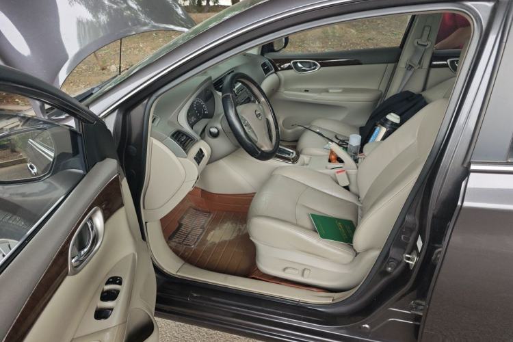 Used Nissan Sylphy 2012 1.6 XL CVT Luxury Edition Driver Seat