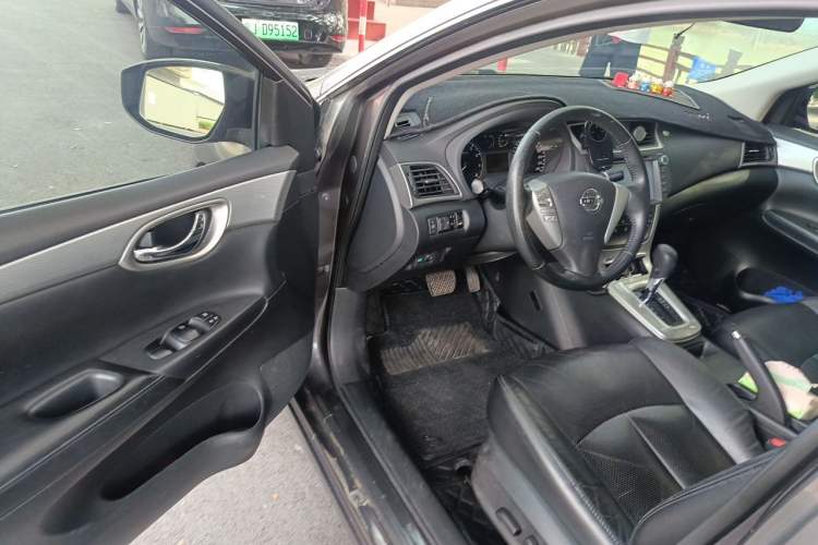 Used Nissan Sylphy 2012 1.6 XL CVT Luxury Edition Driver Seat