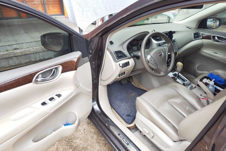 Used Nissan Sylphy 2012 1.6 XL CVT Luxury Edition Driver Seat