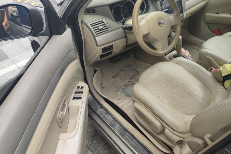 Used Nissan Sylphy 2012 Classic 1.6XE Automatic Comfort Edition Driver Seat