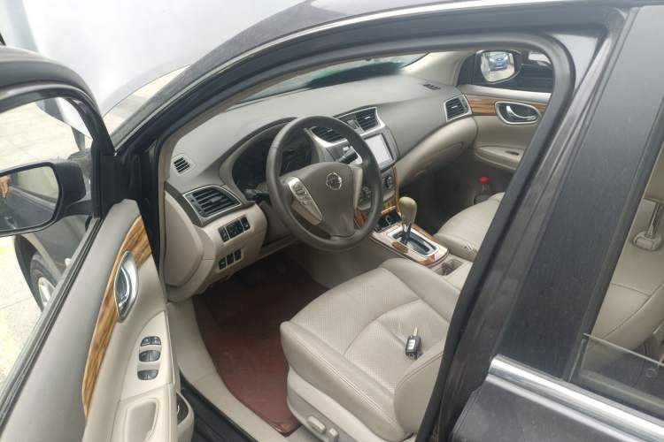 Used Nissan Sylphy 2012 1.6 XL CVT Luxury Edition Driver Seat