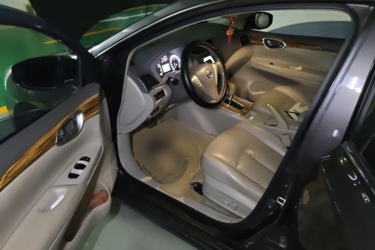 Used Nissan Sylphy 2012 1.6 XL CVT Luxury Edition Driver Seat