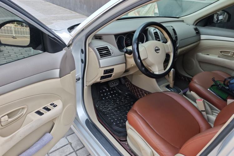 Used Nissan Sylphy 2012 Classic 1.6XE Automatic Comfort Edition Driver Seat