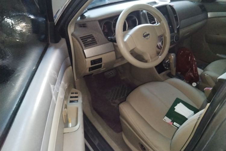 Used Nissan Sylphy 2012 Classic 1.6XE Automatic Comfort Edition Driver Seat