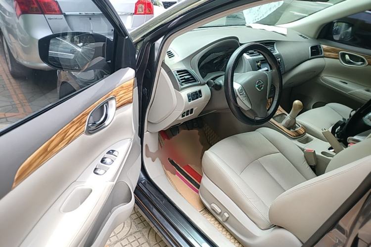 Used Nissan Sylphy 2012 1.6 XL Manual Luxury Edition Driver Seat