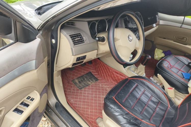 Used Nissan Sylphy 2012 Classic 1.6XE Manual Comfort Edition Driver Seat