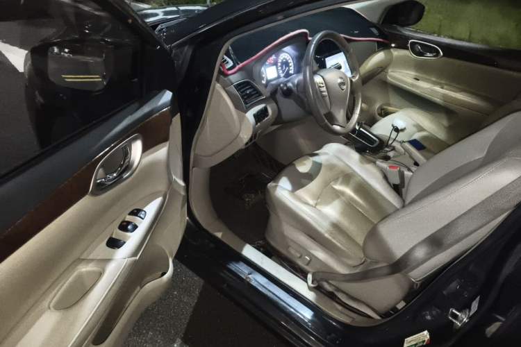 Used Nissan Sylphy 2012 1.6 XL CVT Luxury Edition Driver Seat