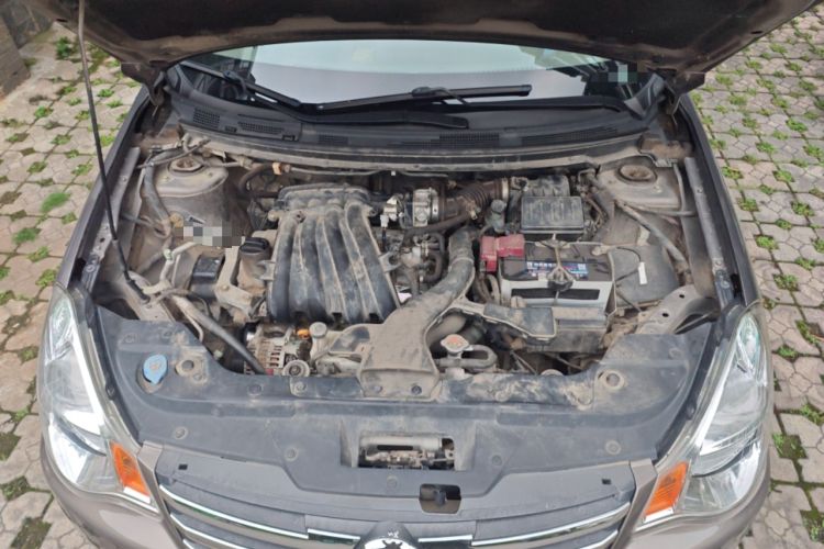 Used Nissan Sylphy 2012 Classic 1.6XE Automatic Comfort Edition Engine Bay
