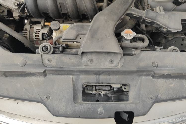 Used Nissan Sylphy 2012 Classic 1.6XE Automatic Comfort Edition Engine Bay