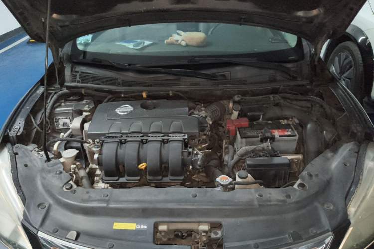 Used Nissan Sylphy 2012 1.8XL CVT Luxury Edition Engine Bay