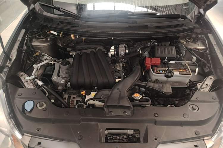 Used Nissan Sylphy 2012 Classic 1.6XE Automatic Comfort Edition Engine Bay