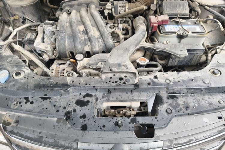 Used Nissan Sylphy 2012 Classic 1.6XE Manual Comfort Edition Engine Bay