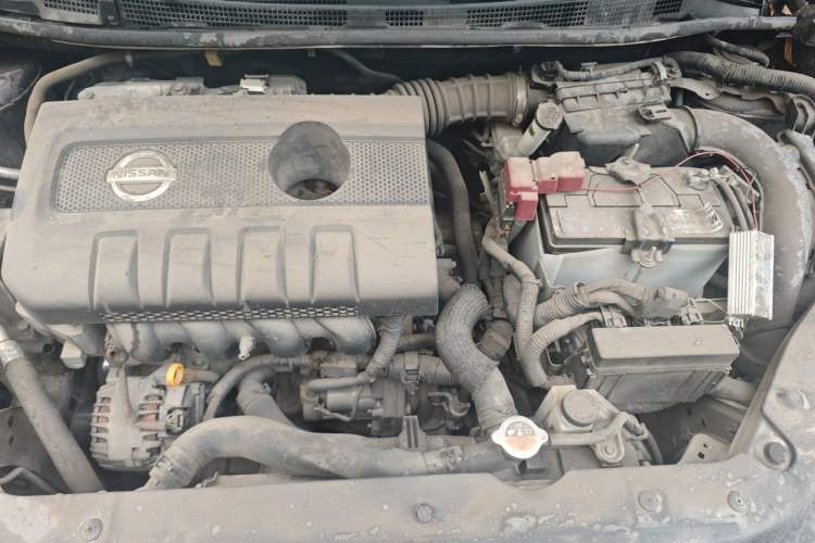 Used Nissan Sylphy 2012 1.6 XL CVT Luxury Edition Engine Bay